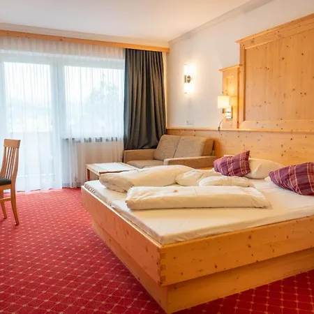 Donnerhof Hotel 4*