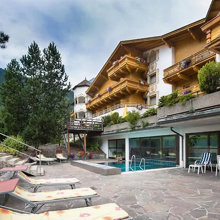Hotel Donnerhof 4*
