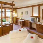 Donnerhof ホテル 4*