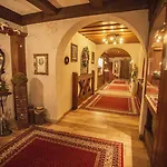 Donnerhof فلبمس