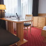 Donnerhof 4*