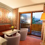 Donnerhof Hotel 4*