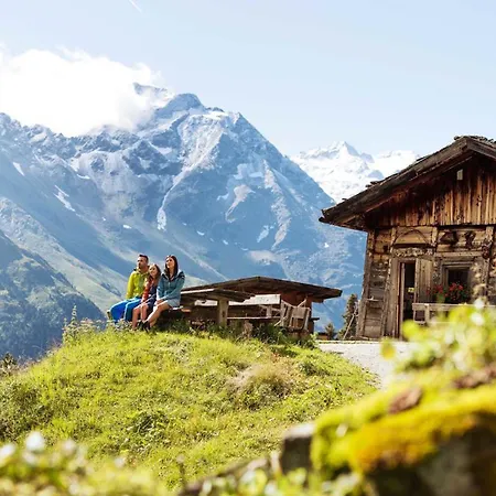 Donnerhof فندق فلبمس