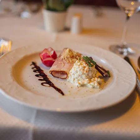 Hotel Donnerhof 4*