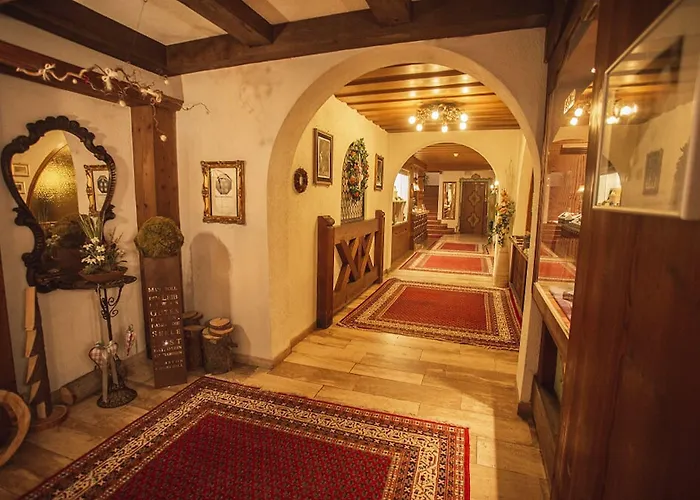 Donnerhof فلبمس